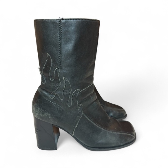 Harley-Davidson Shoes - VTG Harley Davidson Flame Embossed Leather Biker Boots Made in Brazil Size 7